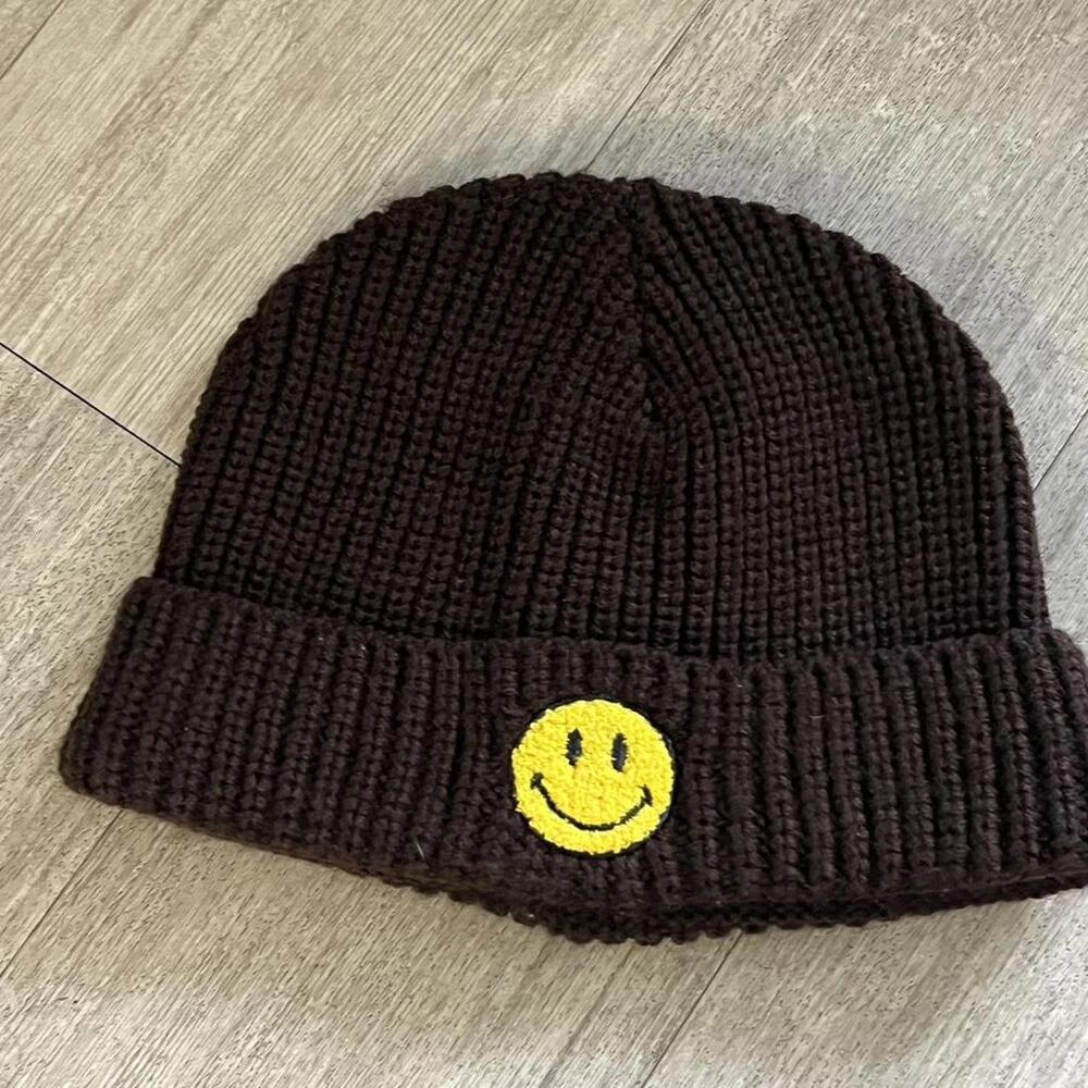 Urban outfitters Market X ma@ket smiley brown cuffed beanie #streetwear
